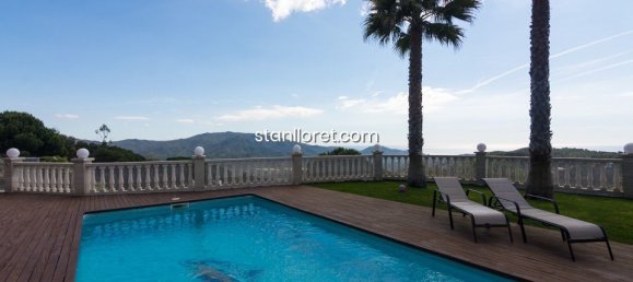 4 غرف نوم فيلا في Lloret de Mar, Spain رقم 14832 9