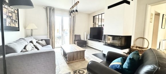 5 bedrooms House in Saint-Sebastien-sur-Loire, France No. 290097 9