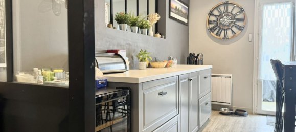 5 bedrooms House in Saint-Sebastien-sur-Loire, France No. 290097 2