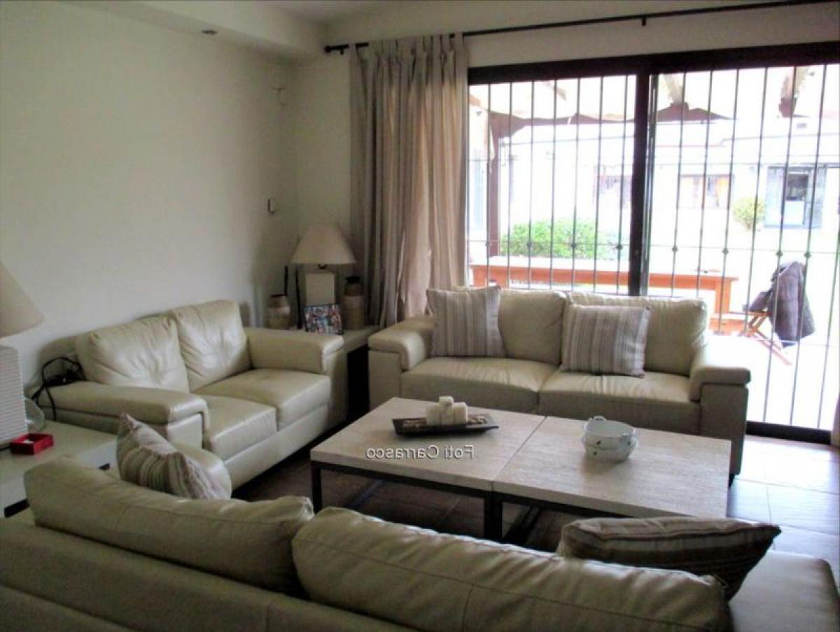 3 Schlafzimmer Haus in Montevideo, Uruguay, Nr. 10580