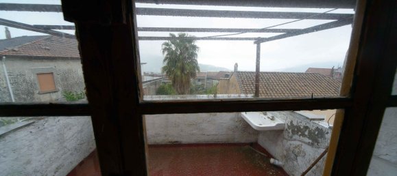 12 rooms House in Salerno, Italy No. 269450 2