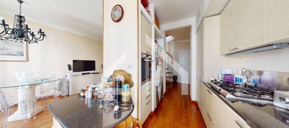 2 Schlafzimmer Penthouse in Trieste, Italy, Nr. 272701 4