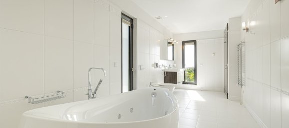 10 bedrooms Villa in Malaga, Spain No. 128013 26