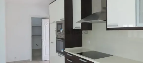 3 bedrooms House in Ericeira, Portugal No. 150361 2