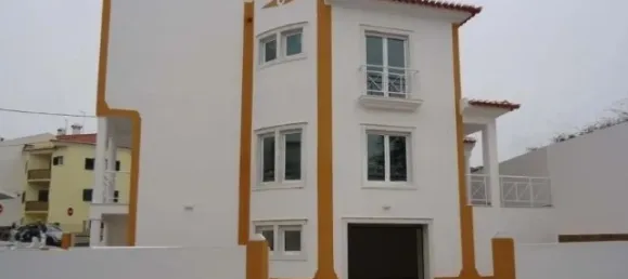3 bedrooms House in Ericeira, Portugal No. 150361 8