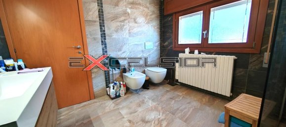 3-salle Maison à Cavarzere, Italy No. 38672 8