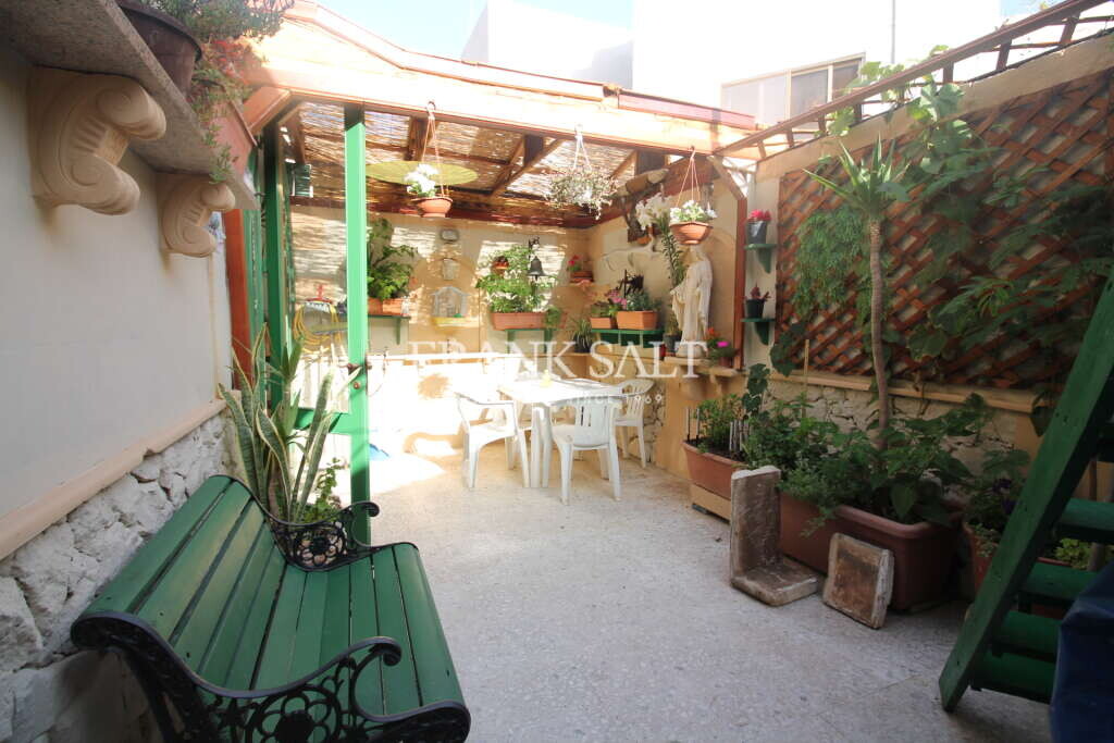 Adosado de 3 dormitorios en Santa Venera, Malta No. 2505