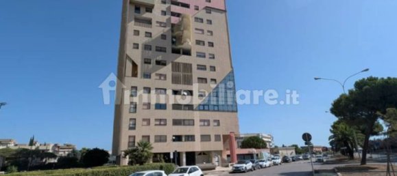 4 rooms Apartment in Taranto, Italy No. 342356 3