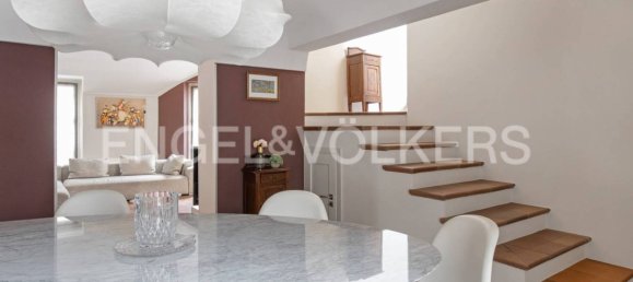 3 bedrooms House in Alba, Italy No. 149798 3