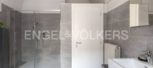 3 bedrooms House in Alba, Italy No. 149798 14