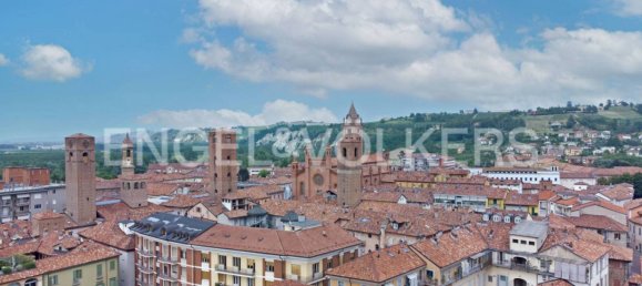 3 bedrooms House in Alba, Italy No. 149798 20