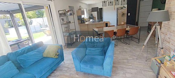 4 bedrooms House in Seine-Maritime, France No. 354228 7