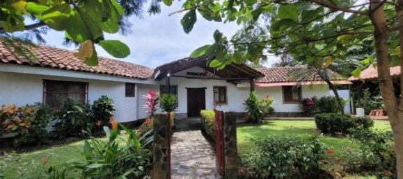 Casa T4 em Garabito, Costa Rica N.º 934 3