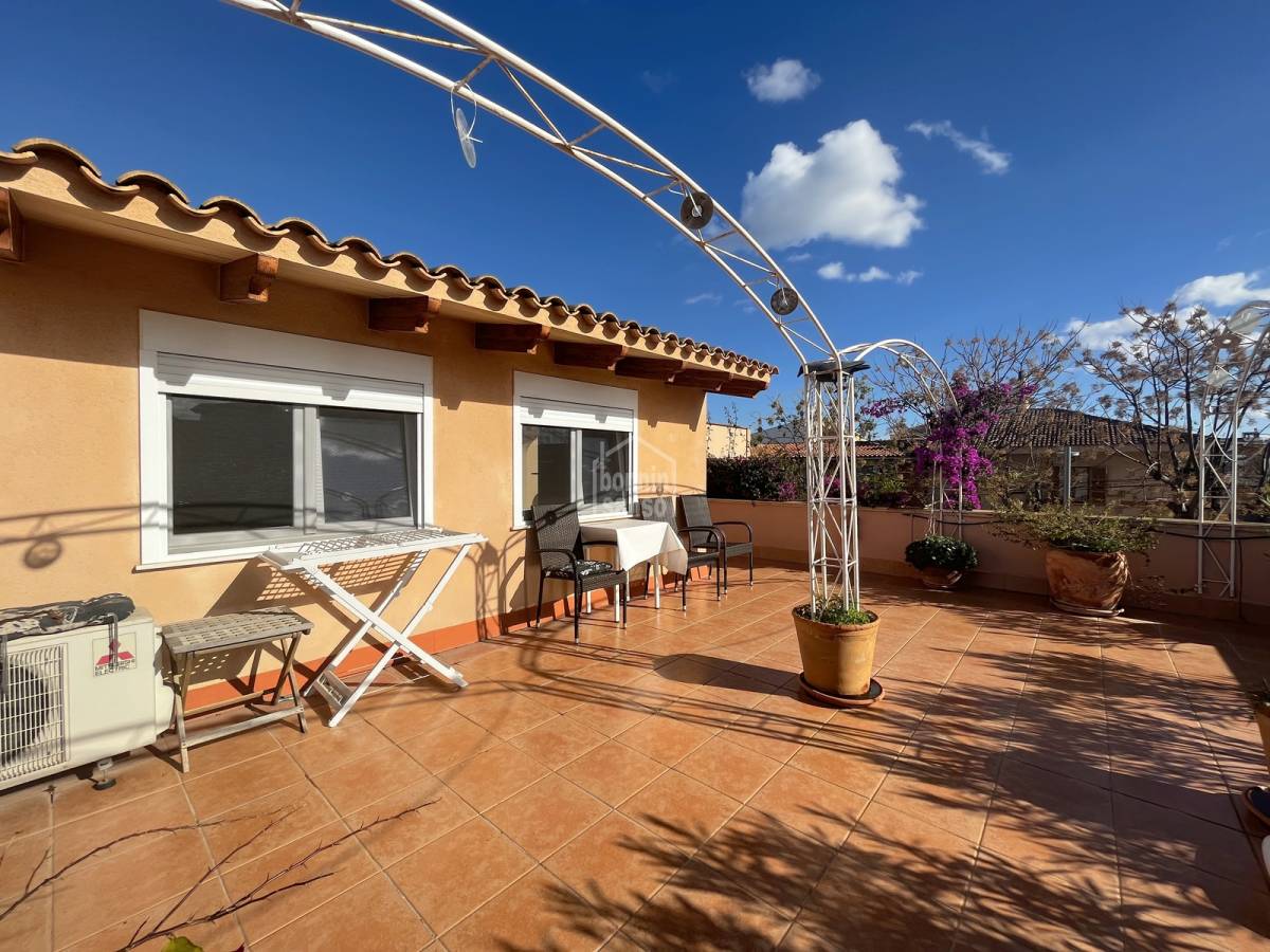 4 bedrooms Villa in S'illot-Cala Morlanda, Spain No. 3830