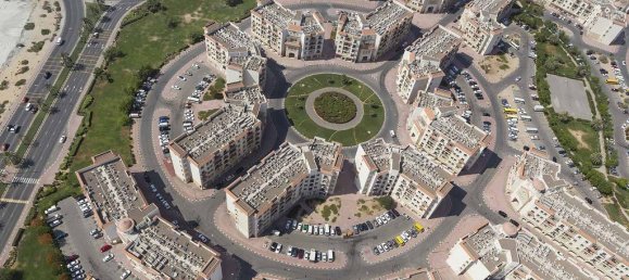 7432m² Building in Dubai, UAE No. 9018 5