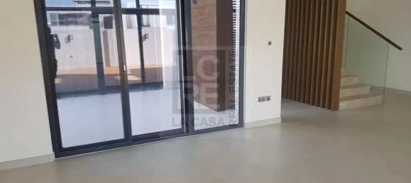 5 bedrooms Villa in Yas Island, UAE No. 1462 3