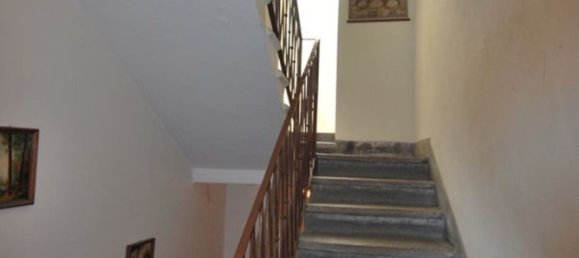 5 rooms House in Dongo, Italy No. 93435 10