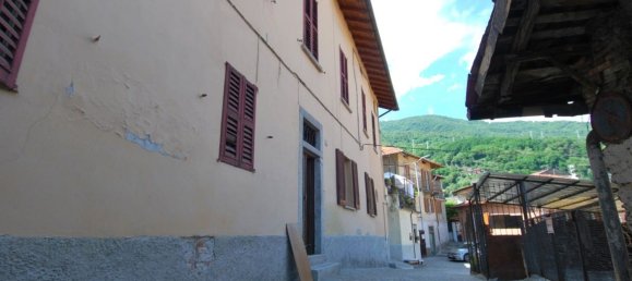 5 rooms House in Dongo, Italy No. 93435 13