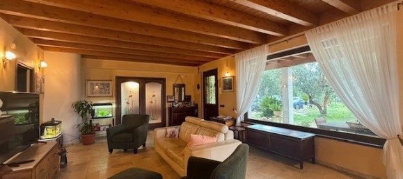 6 chambres Villa à Torrevecchia Teatina, Italy No. 375805 5