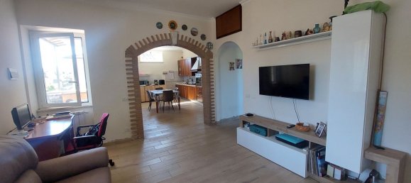 5 rooms House in Artena, Italy No. 289646 4
