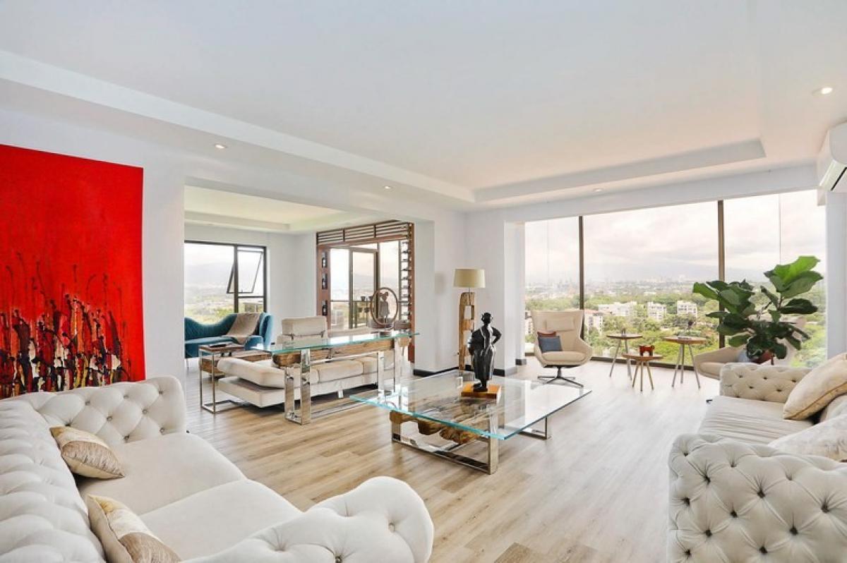 Casa T3 em Santa Ana, Costa Rica N.º 1108