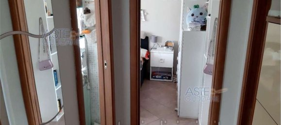 4 rooms Apartment in Livorno, Italy No. 41727 14