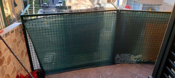 4 rooms Apartment in Livorno, Italy No. 41727 7