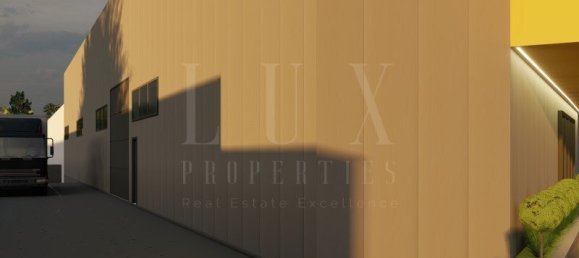 1410m² Commercial property in Vila Nova de Gaia, Portugal No. 254995 17