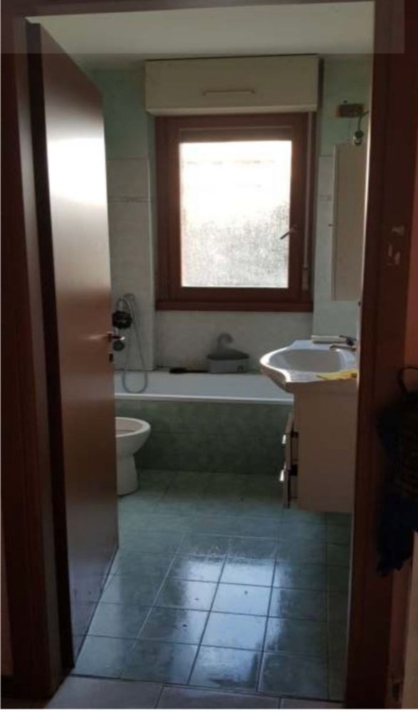 3 rooms Apartment in Busto Arsizio, Italy No. 1641