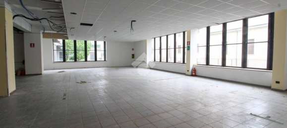 Коммерческая недвижимость с 5 комнатами в Сан Джулиано Миланезе, Италия № 232065 47