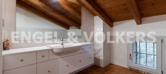 Вилла с 4 спальнями в Монте Сан Пьетро, Италия № 68583 27