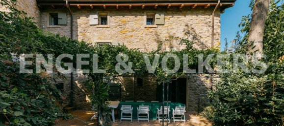 Вилла с 4 спальнями в Монте Сан Пьетро, Италия № 68583 2