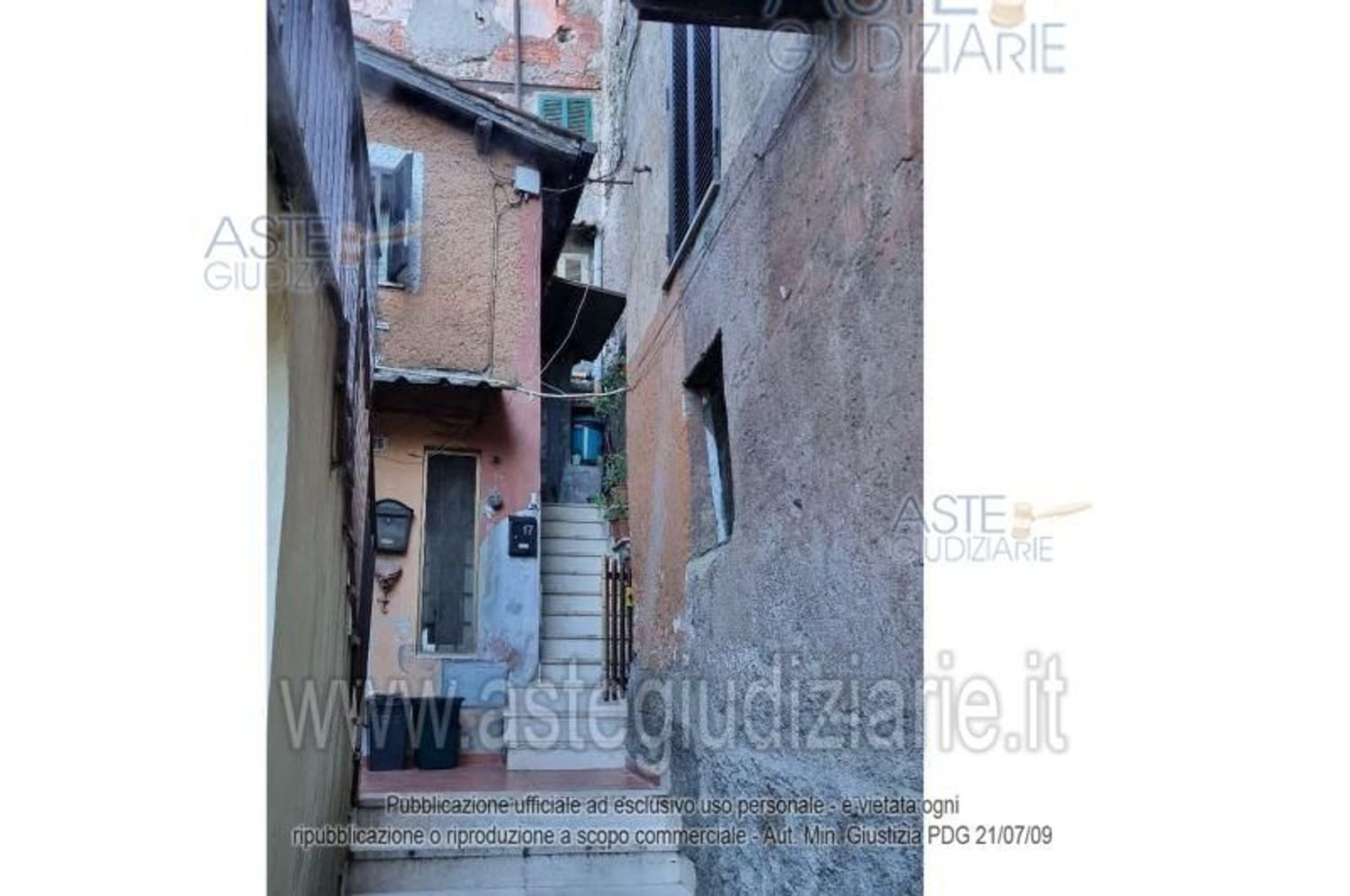 5 rooms Apartment in Rocca di Papa, Italy No. 272407