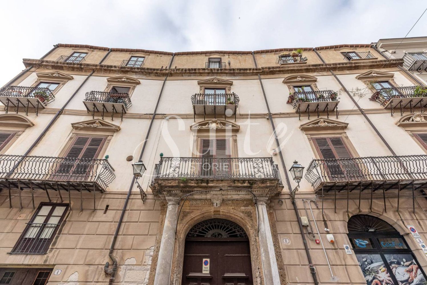 Apartamento T3 em Palermo, Italy N.º 219124