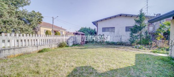 Casa de 3 divisões em Fagnano Olona, Italy N.º 36831 43