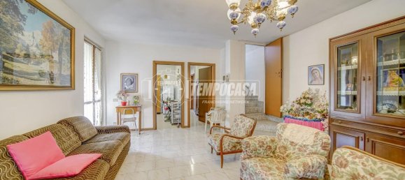 Casa de 3 divisões em Fagnano Olona, Italy N.º 36831 8