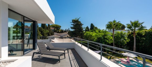 4 bedrooms Villa in Estepona, Spain No. 121171 41