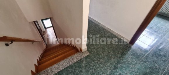 Casa de 2 dormitorios en Lumarzo, Italy No. 280941 15