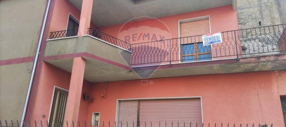 Дом с 11 комнатами в Сант Агата де Готи, Италия № 38756 3