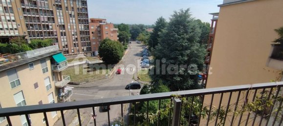 3 chambres Appartement à Rho, Italy No. 335237 8