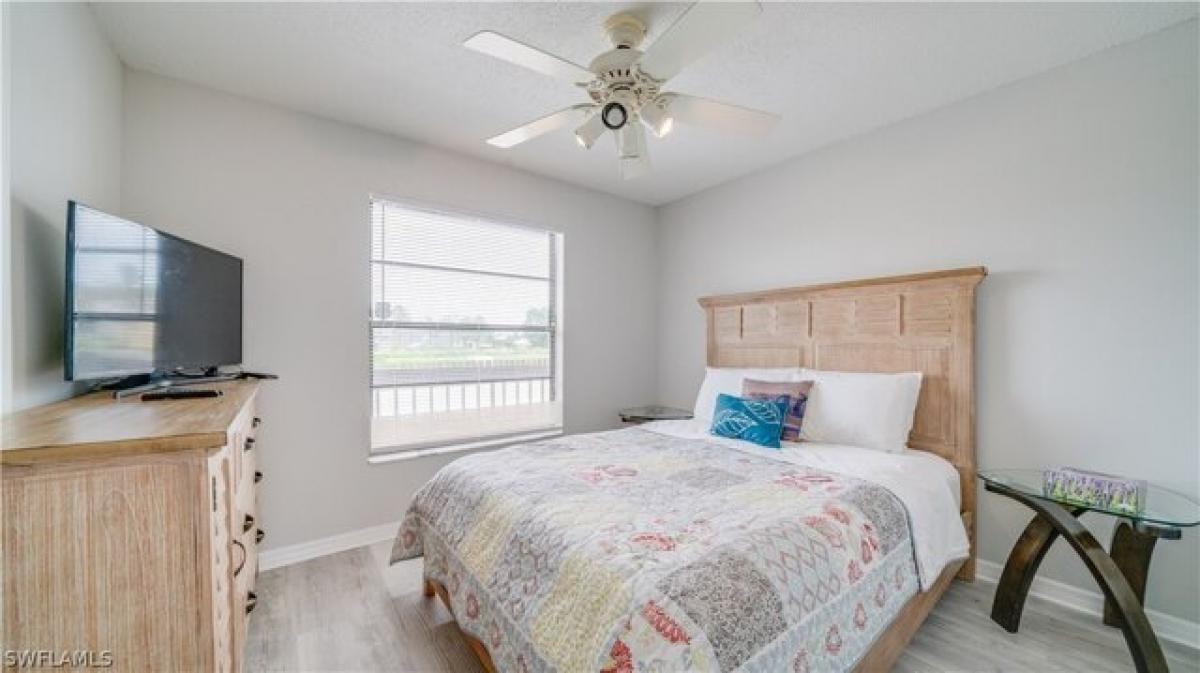 2 bedrooms House in Cape Coral, USA No. 433075