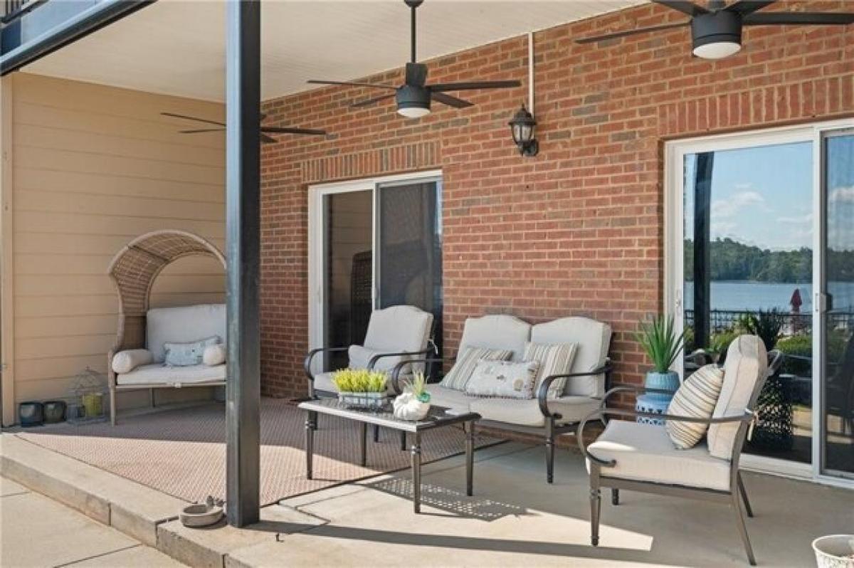 2 bedrooms House in Valley, USA No. 389362