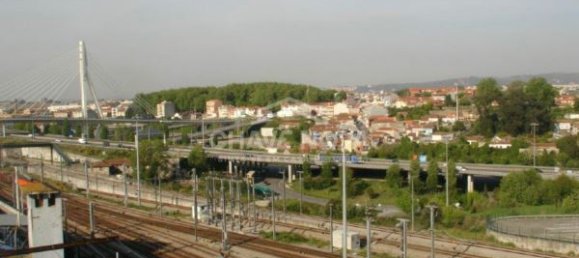 3 Schlafzimmer Wohnung in Porto, Portugal, Nr. 37762 16