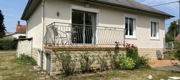 2 bedrooms House in Saint-Leger-le-Petit, France No. 250027 2