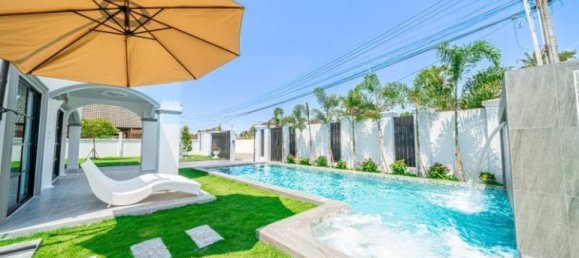 5 bedrooms House in Pattaya, Thailand No. 27247 3