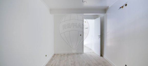 3 bedrooms House in Alenquer, Portugal No. 185803 16