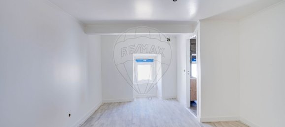 3 bedrooms House in Alenquer, Portugal No. 185803 12