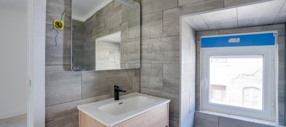 3 bedrooms House in Alenquer, Portugal No. 185803 10