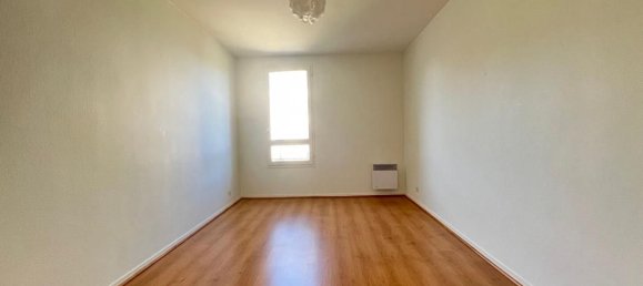 3 chambres Appartement à Compiègne, France No. 213723 6