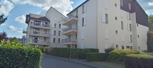 3 chambres Appartement à Compiègne, France No. 213723 2